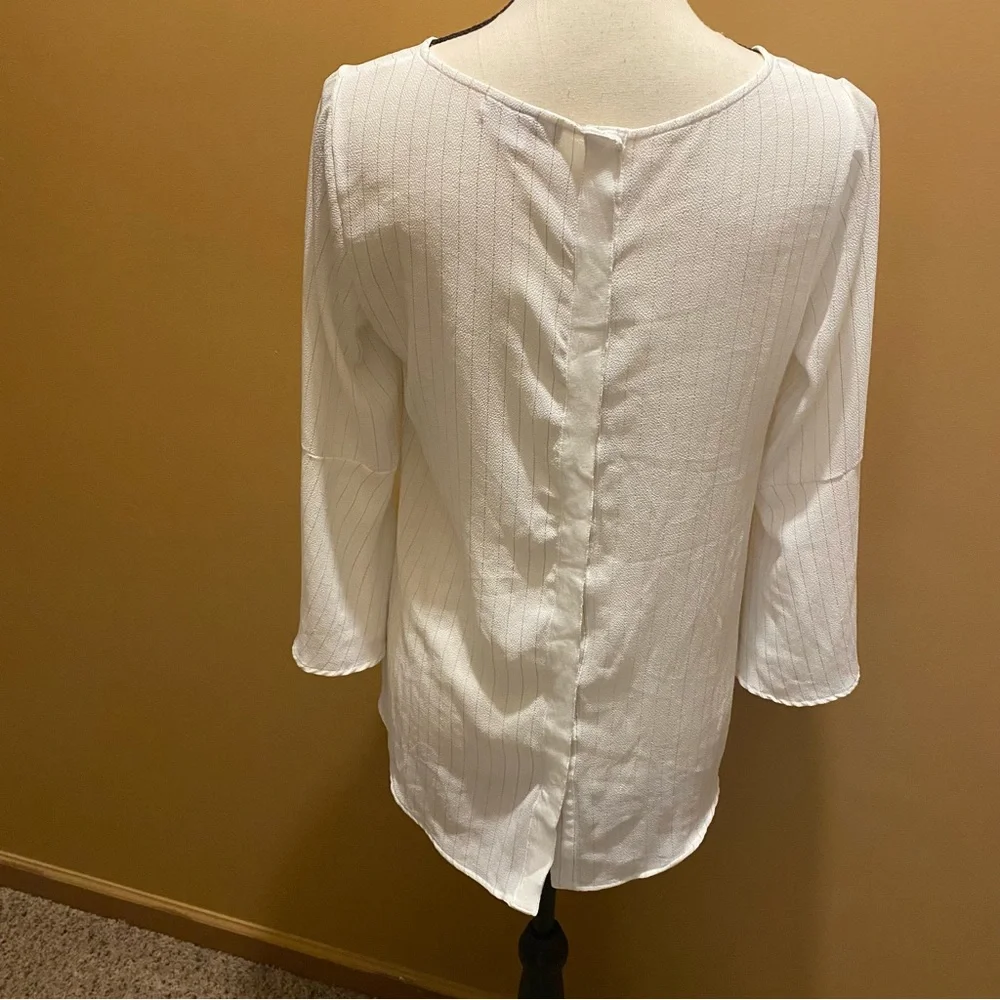 Roz & Ali white gold metallic thread pinstripes button down back large sleeve XS - Picture 7 of 12